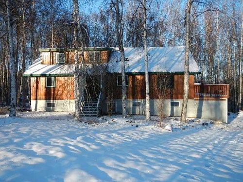 156 Mountain View Dr, Fairbanks, AK 99712