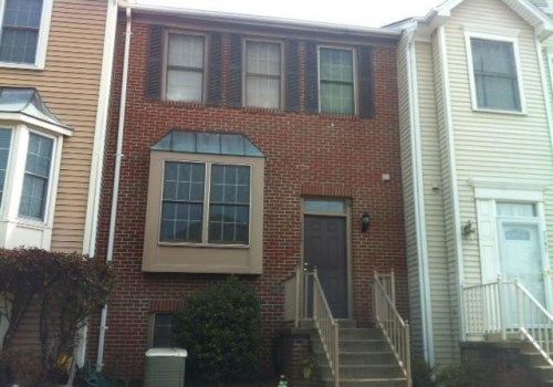 7795 Black Horse Ct, Manassas, VA 20109