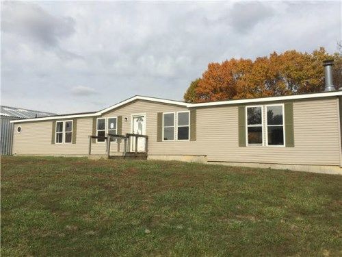 25484 Sky Dr, Warrenton, MO 63383
