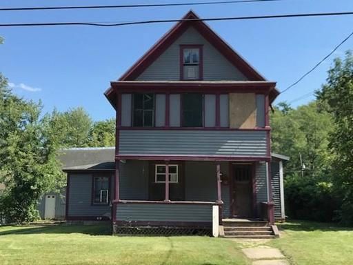 8 LAUREL ST, Greenfield, MA 01301