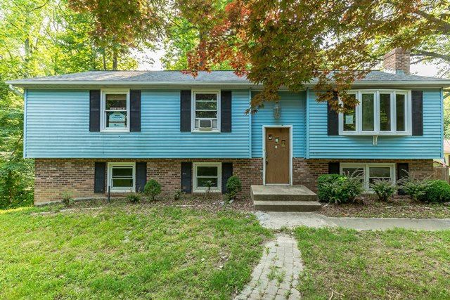 2830 Tipperary Ln, Chesapeake Beach, MD 20732