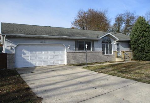 2226 Zinnia St, Portage, IN 46368