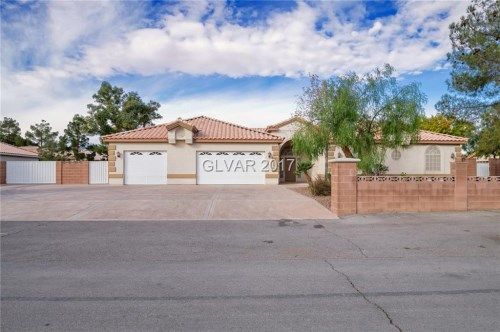 10555 Schuster Street, Las Vegas, NV 89141