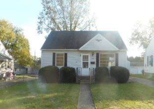 1710 32nd St NE, Canton, OH 44714