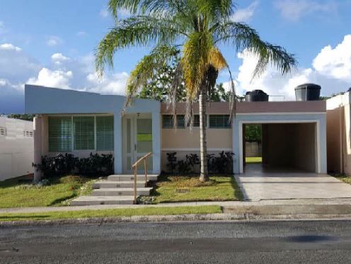 N8 Calle 4, Juncos, PR 00777