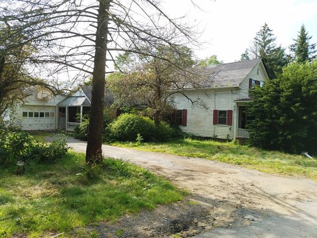 6 McCarthy Rd, North Brookfield, MA 01535