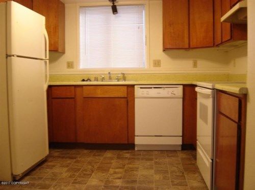 1032 E 12th Avenue #4, Anchorage, AK 99501