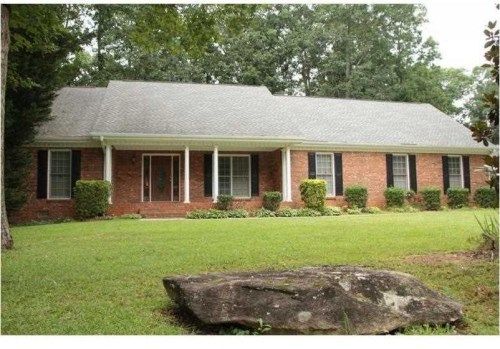 1175 Windridge Dr, Loganville, GA 30052