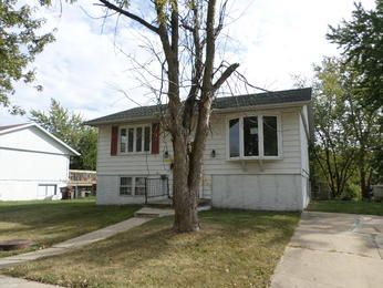 4435 Balmoral Dr, Richton Park, IL 60471