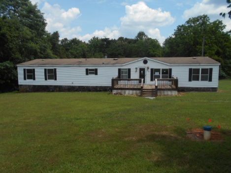 483 Zion Rd, Gretna, VA 24557