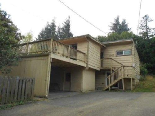 1140 OCEAN COURT, Coos Bay, OR 97420