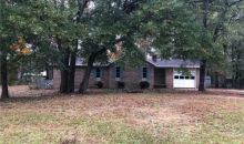 24 Oakwood Dr Cedartown, GA 30125