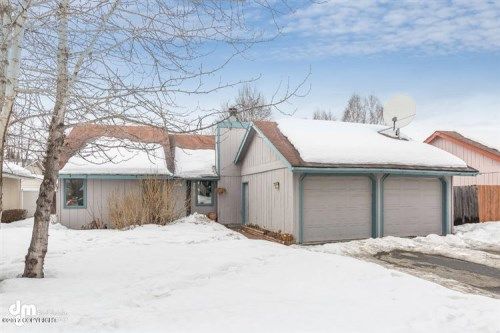 7610 Jaguar Circle, Anchorage, AK 99502