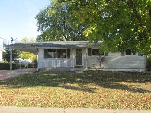 22 Saint Paul Dr, Saint Peters, MO 63376