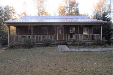 140 Dewberry Ln, Mount Airy, GA 30563