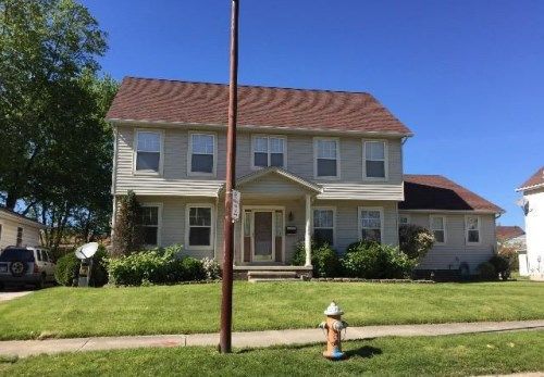 16305 Kollin Ave, Cleveland, OH 44128