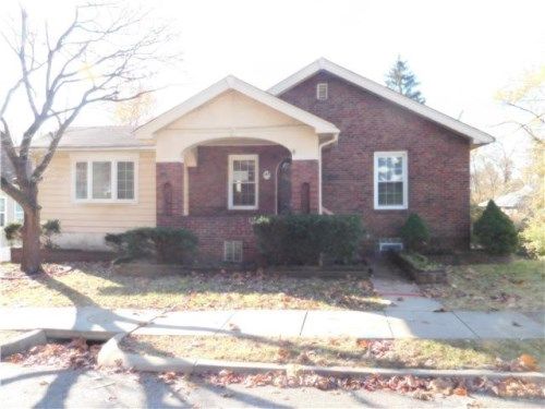 143 Adelle Ave, Saint Louis, MO 63135