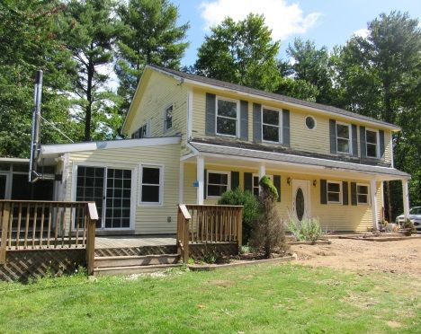 47 Hackett Rd, Belmont, NH 03220