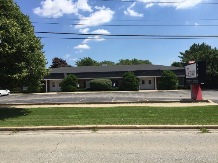 10415 S. ROBERTS RD., Palos Hills, IL 60465