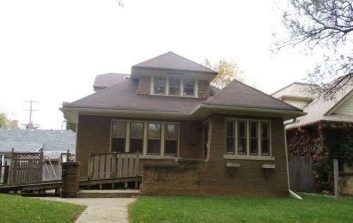 3125 N 45th St, Milwaukee, WI 53216