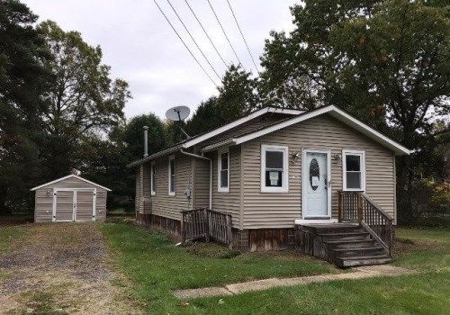 198 Northmoreland Ave, Munroe Falls, OH 44262