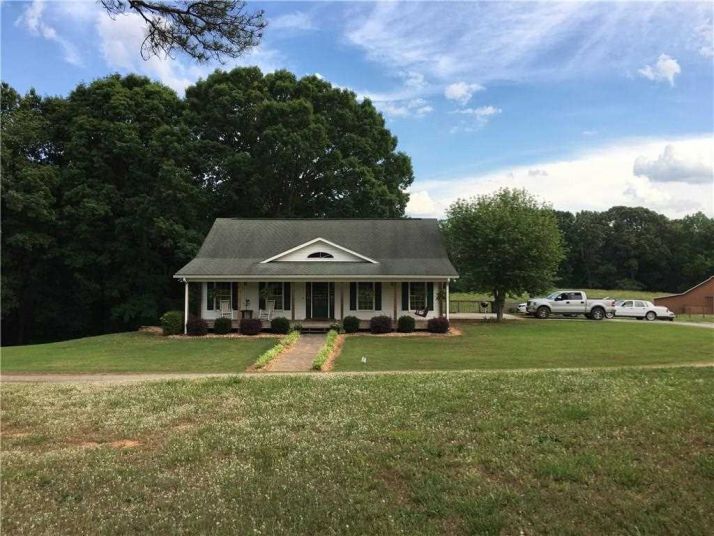7933 Midway Rd, Alpharetta, GA 30004