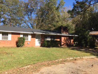 103 Hamilton Pl, Vicksburg, MS 39180