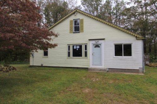 94 Rice Corner Road, Brookfield, MA 01506