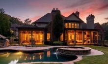 906 Altamira Ln Atlanta, GA 30350