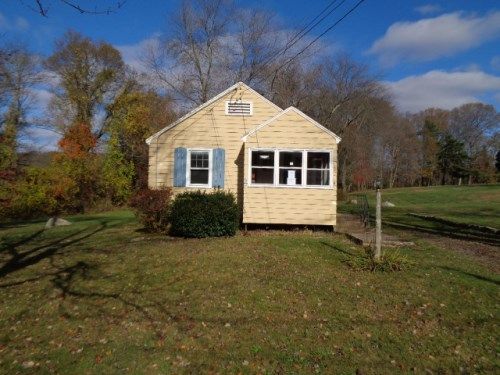 152 Thayer Rd, Higganum, CT 06441