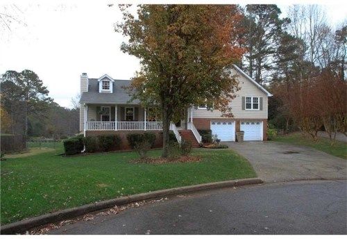 2936 Highland Park Dr, Stone Mountain, GA 30087