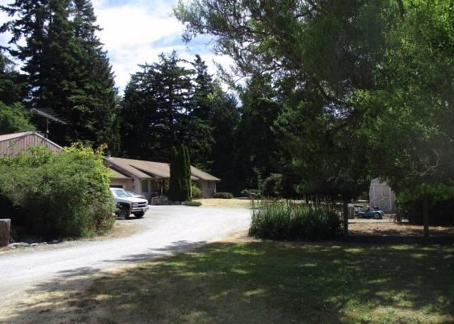 2150 Breezy Point Rd, Camano Island, WA 98282