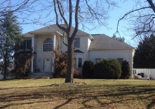 603 Harmony Rd, Jackson, NJ 08527