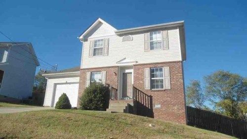 1302 E NIR SHREIBMAN BLVD, La Vergne, TN 37086