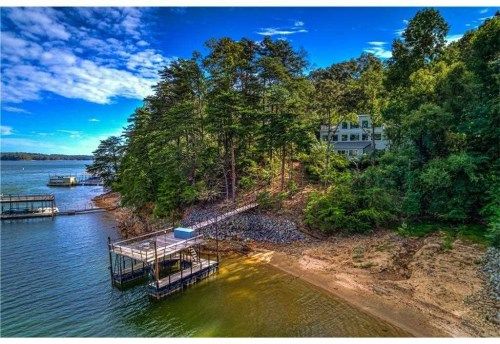 4270 Twin Rivers Dr, Gainesville, GA 30504