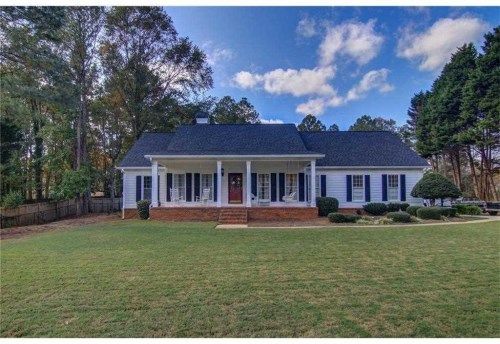 1103 Thorn Apple Ct SE, Conyers, GA 30013