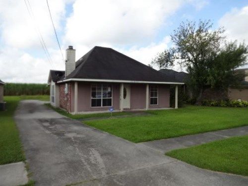 22890 Aidan Rd, Plaquemine, LA 70764