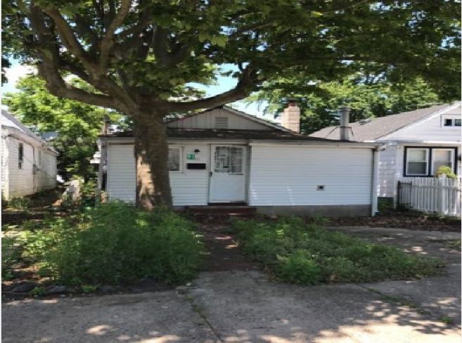 91 N River Dr, Pennsville, NJ 08070