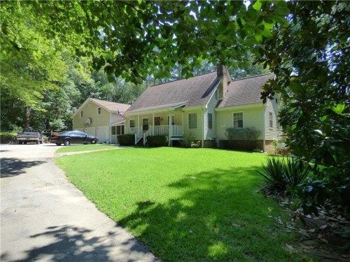 3215 Claude Brewer Rd, Loganville, GA 30052