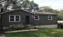 24 Rosewood Rd Rocky Point, NY 11778