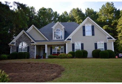 245 Bontura Dr, Senoia, GA 30276