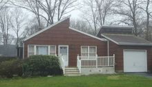 54 Arpage Dr E Shirley, NY 11967