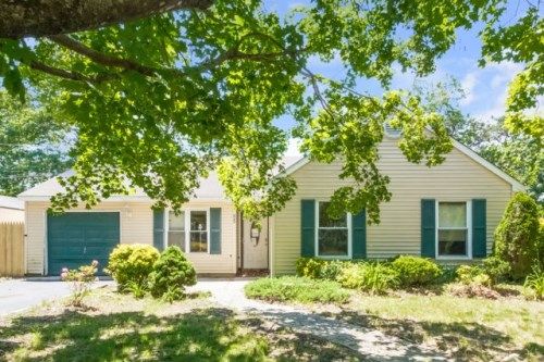 95 Newtons Corner Rd, Howell, NJ 07731