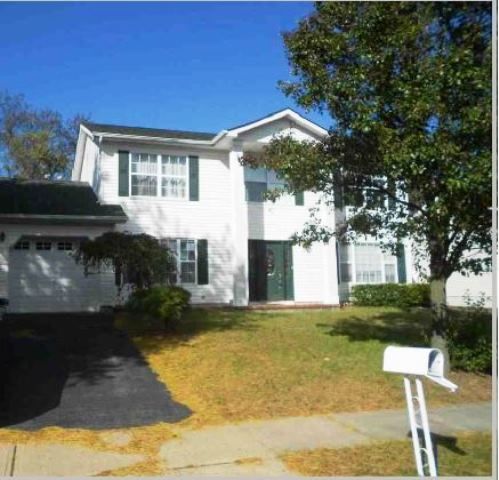 18 Bronia St, Howell, NJ 07731