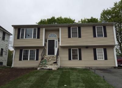 105 Carlton St, Cranston, RI 02910