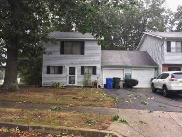 16 Elizabeth Ct, Howell, NJ 07731