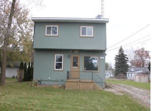 1451 Schumacher, Burton, MI 48529