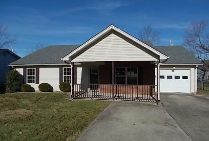 344 Green Fields Ln, Frankfort, KY 40601