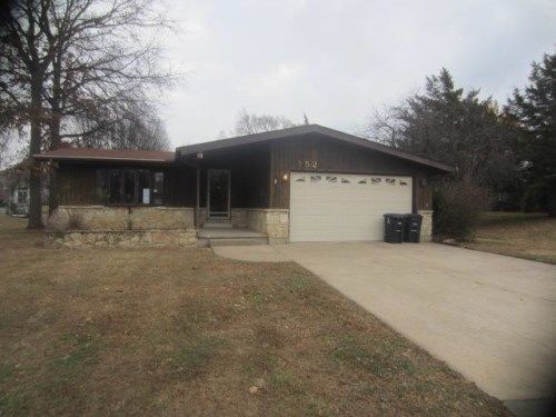 152 Rice Dr, El Dorado, KS 67042