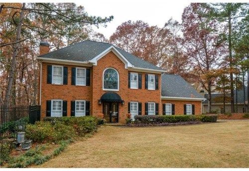 4610 Guilford Forest Dr SW, Atlanta, GA 30331